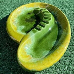 VTG 60’s Royal Haeger Mid Century Modern 153 Green/Yellow Swirl Footed Ashtray